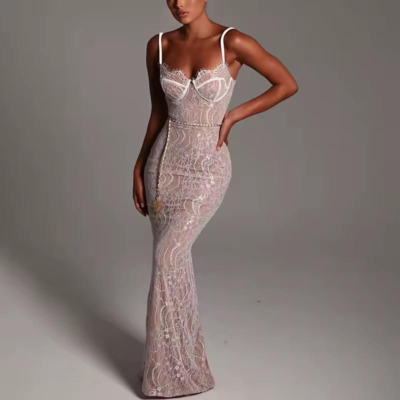 Robe Longue en Dentelle Élégante pour Soirée – Chic et Raffinée